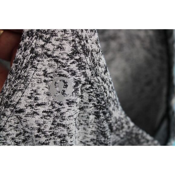 Lululemon 4 Cool Racerback II Luon Spray Jacquard White Black Tank Top RARE - Picture 3 of 7